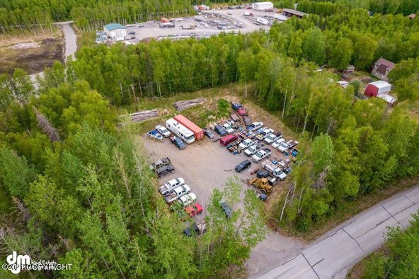 4001 E Ruth Dr, Wasilla, AK 99654